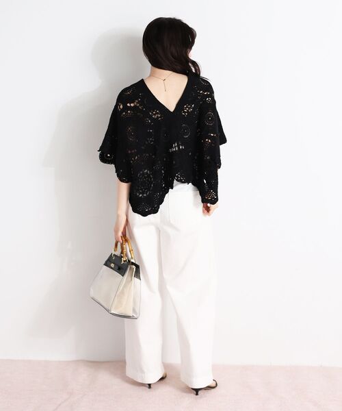 le.coeur blanc(ルクールブラン)の「TORRAZZO DONNAクロシェレースブラウス(シャツ/ブラウス・レディース・ブラック/アイボリー・38)」の10枚目の写真