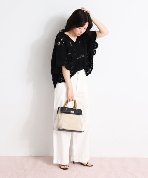 le.coeur blanc(ルクールブラン)の「TORRAZZO DONNAクロシェレースブラウス(シャツ/ブラウス・レディース・ブラック/アイボリー・38)」の11枚目の写真