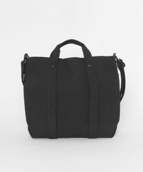 URBAN RESEARCH（アーバンリサーチ）の「KARRI AMIACALVA　2 WAYT TOTE M（トートバッグ・メンズ・グレー/ブラック・FREE）」の2枚目の写真