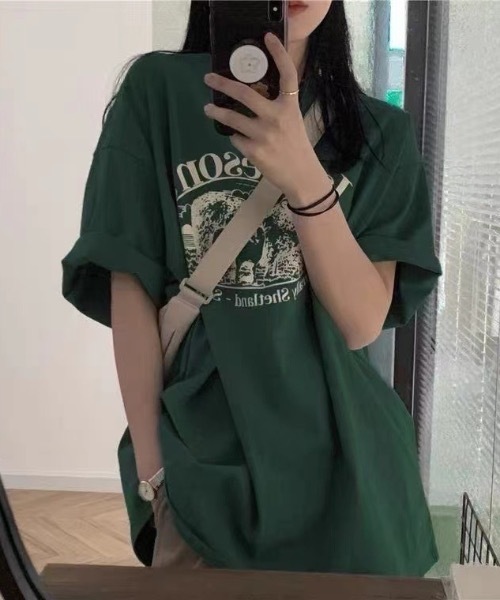 Teem Store(チームストア)の「カレッジロゴアニマルプリントオーバーサイズTシャツ(Tシャツ/カットソー・レディース・グリーン/ホワイト/ブラック/ワイン/ピンク・F)」の3枚目の写真
