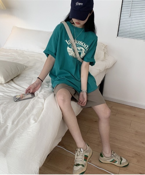 Teem Store(チームストア)の「カレッジロゴアニマルプリントオーバーサイズTシャツ(Tシャツ/カットソー・レディース・グリーン/ホワイト/ブラック/ワイン/ピンク・F)」の10枚目の写真