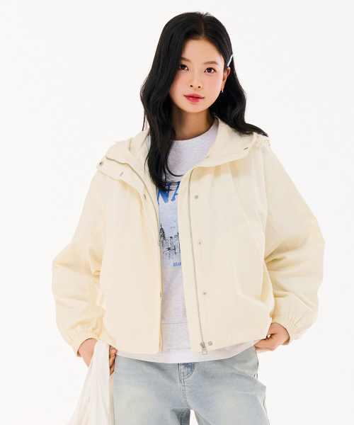 CHASECULT（チェイスカルト）の「レディース シャーリングフードジャンパー-FARG4161B0A（パーカー・レディース・アイボリー・90/85）」の4枚目の写真