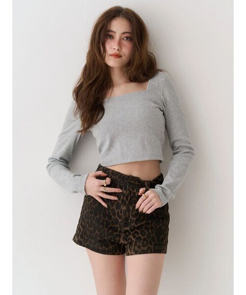 EVRIS（エヴリス）の「【パッド付】2WAYバックリボンスクエアネックリブトップス（Tシャツ/カットソー・レディース・グレー/ブラック/ホワイト/ピンク・FREE）」の6枚目の写真