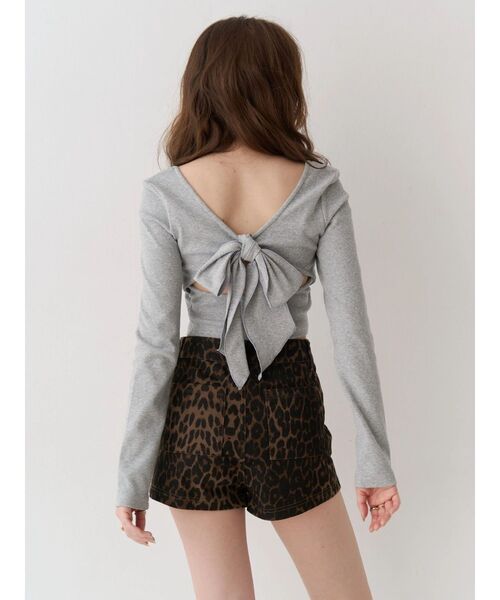 EVRIS（エヴリス）の「【パッド付】2WAYバックリボンスクエアネックリブトップス（Tシャツ/カットソー・レディース・グレー/ブラック/ホワイト/ピンク・FREE）」の8枚目の写真