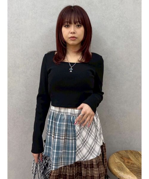 EVRIS（エヴリス）の「【パッド付】2WAYバックリボンスクエアネックリブトップス（Tシャツ/カットソー・レディース・グレー/ブラック/ホワイト/ピンク・FREE）」の21枚目の写真