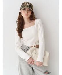 EVRIS（エヴリス）の「【パッド付】2WAYバックリボンスクエアネックリブトップス（Tシャツ/カットソー）」