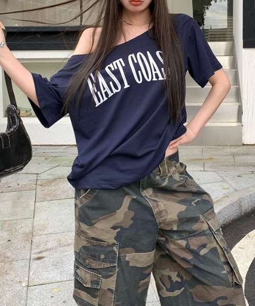 Songe（ソンジュ）の「ロゴプリントワンショルダー半袖Tシャツ（Tシャツ/カットソー・レディース・ネイビー/ブラック/ホワイト・M/L）」の7枚目の写真