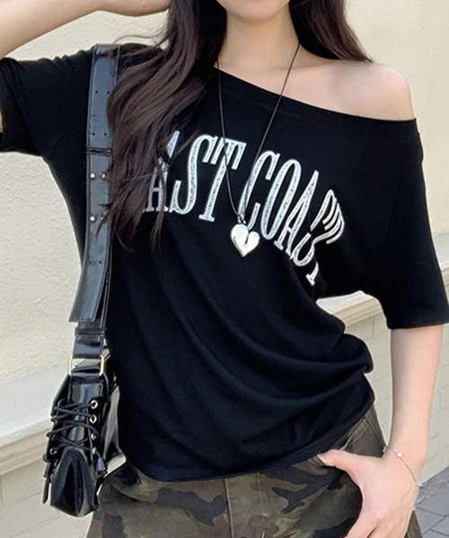 Songe（ソンジュ）の「ロゴプリントワンショルダー半袖Tシャツ（Tシャツ/カットソー・レディース・ネイビー/ブラック/ホワイト・M/L）」の17枚目の写真