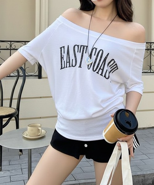 Songe（ソンジュ）の「ロゴプリントワンショルダー半袖Tシャツ（Tシャツ/カットソー・レディース・ネイビー/ブラック/ホワイト・M/L）」の11枚目の写真