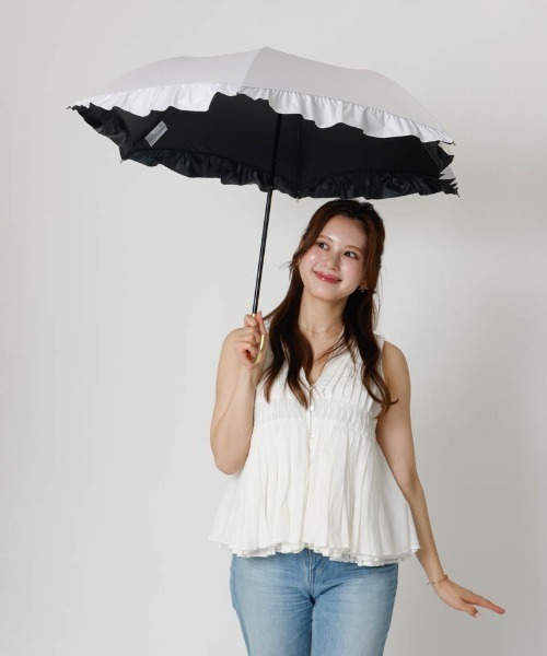 dazzlin（ダズリン）の「【dazzlin(ダズリン)】無地アーチフリル晴雨兼用傘（折りたたみ傘）（折りたたみ傘・レディース・ホワイト/スモークピンク/ブラック/ミント・FREE）」の16枚目の写真