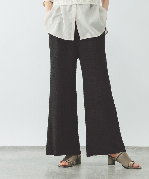 GLOBAL WORK(グローバルワーク)の「ジャガードフレアパンツ/656729(その他パンツ・レディース・ダークブラウン/ブラック・MEDIUM/LARGE)」の1枚目の写真