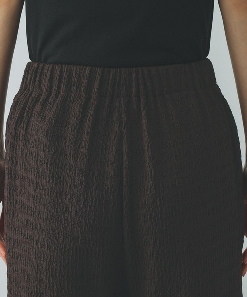 GLOBAL WORK(グローバルワーク)の「ジャガードフレアパンツ/656729(その他パンツ・レディース・ダークブラウン/ブラック・MEDIUM/LARGE)」の15枚目の写真