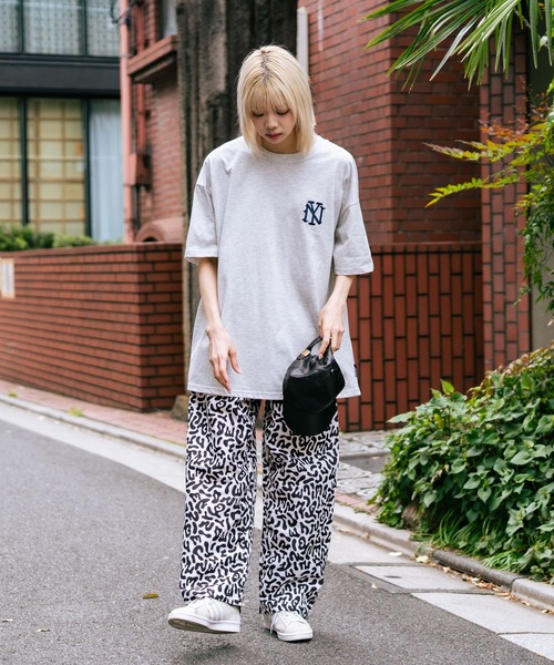 SAVIER(サビアー)の「【SAVIER/サビアー】×【ZERO STAIN/ゼロステイン】コラボ NY ロゴ刺繍 半袖 Tシャツ/ NY Logo(Tシャツ/カットソー・メンズ・ホワイト/ブラック/オフホワイト・MEDIUM/LARGE)」の22枚目の写真