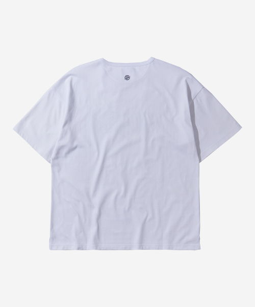 KALAPATTHAR(カラパタール)の「グラフィックロゴ ルーズフィット Tシャツ - ホワイト(Tシャツ/カットソー・メンズ・その他・MEDIUM/LARGE/X-LARGE)」の5枚目の写真