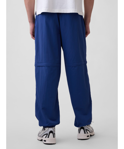GAP（ギャップ）の「リラックスフィット 2WAY イージーウエストパンツ（その他パンツ・メンズ・ブルー/ブラック・XL/L/M/S/XS）」の4枚目の写真