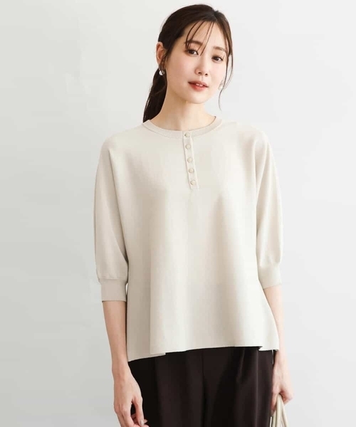 MK MICHEL KLEIN（エムケーミッシェルクラン）の「[UVカット/接触冷感/洗える]金釦フレアシルエットドルマンニット（ニット/セーター・レディース・レッド/ネイビー/ベージュ・38）」の12枚目の写真