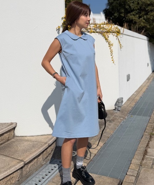 ST.ROONEY(セントルーニー)の「スカラップバックワンピース|ミディ(膝丈)【低身長・小柄女性向け】(ワンピース・レディース・ライトブルー/ブラック/ホワイト/ピンク/ネイビー/ベージュ・XS)」の4枚目の写真