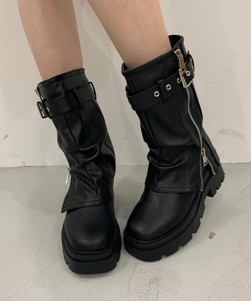 cs T&P(シーエスティーアンドピー)の「ベルト付きカバーブーツ(ブーツ・レディース・ブラック・L/S/M/LL)」の7枚目の写真