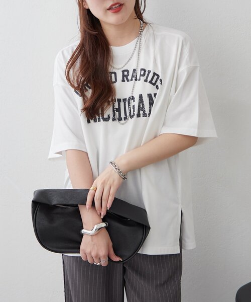 Remind me and forever(リマインドミーアンドフォーエバー)の「《サスティナブル》ロゴTシャツ(Tシャツ/カットソー・レディース・スミクロ/オフホワイト/アイボリー・FREE)」の4枚目の写真