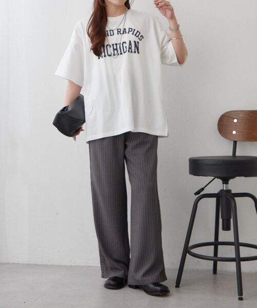 Remind me and forever(リマインドミーアンドフォーエバー)の「《サスティナブル》ロゴTシャツ(Tシャツ/カットソー・レディース・スミクロ/オフホワイト/アイボリー・FREE)」の6枚目の写真