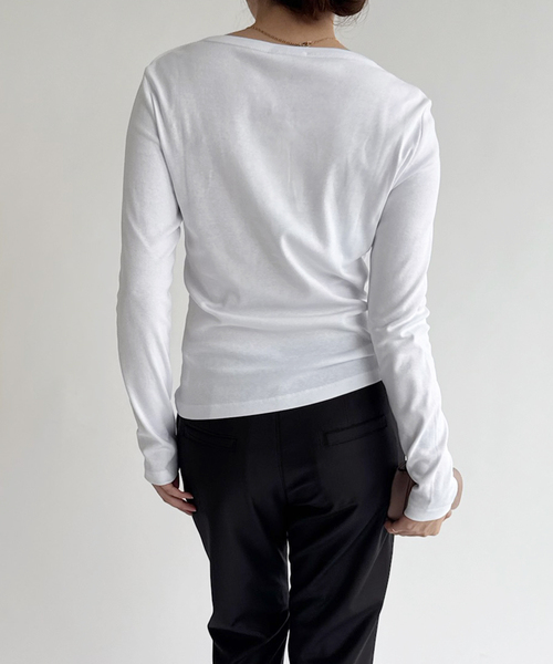 BAUM UND PFERDGARTEN（バウムウンドヘルガーデン）の「【BAUM UND PFERDGARTEN/バウム ウンド ヘルガーデン】MAIN ロングTEEシャツ（Tシャツ/カットソー・レディース・ネイビー/ホワイト・FREE）」の6枚目の写真