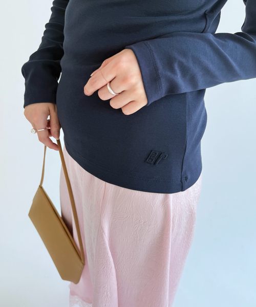BAUM UND PFERDGARTEN（バウムウンドヘルガーデン）の「【BAUM UND PFERDGARTEN/バウム ウンド ヘルガーデン】MAIN ロングTEEシャツ（Tシャツ/カットソー・レディース・ネイビー/ホワイト・FREE）」の10枚目の写真