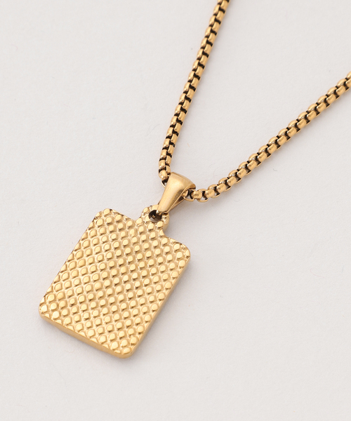 Noble（ノーブル）の「PETIT MOMENTS/プティモーメント Intial Rectangle Pendant Necklace（ネックレス・レディース・ゴールド・FREE）」の6枚目の写真