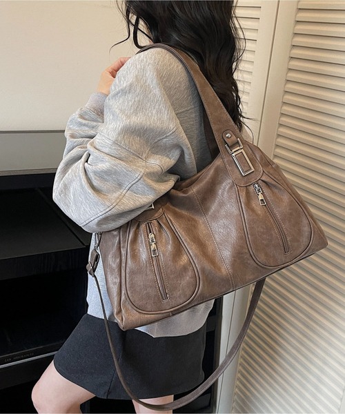 LA VORAGINE（ラ ヴォラジネ）の「マルチウェイトートバッグ 大容量 シンプル 通勤  旅行（トートバッグ・レディース・ベージュ/モカ/ブラック/グレー/アイボリー/ワイン/ブラウン系・FREE）」の5枚目の写真