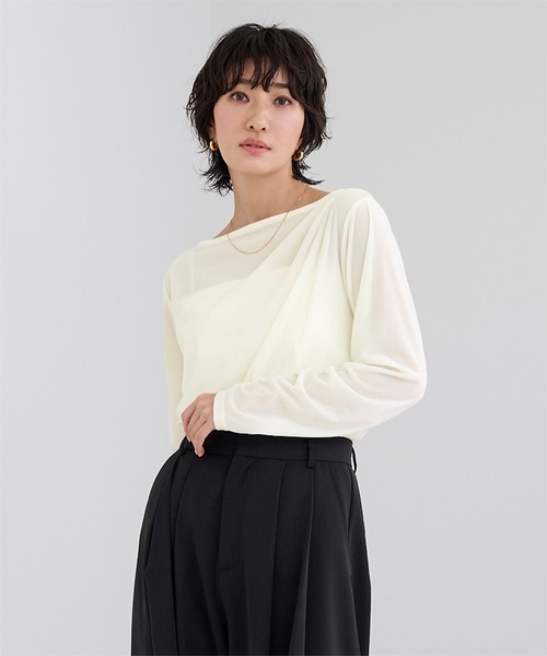 UR'S(ユアーズ)の「ベロアドレープトップス(Tシャツ/カットソー・レディース・オフホワイト/ブラウン/チャコール/ブラック/モカ・S/L/M)」の2枚目の写真