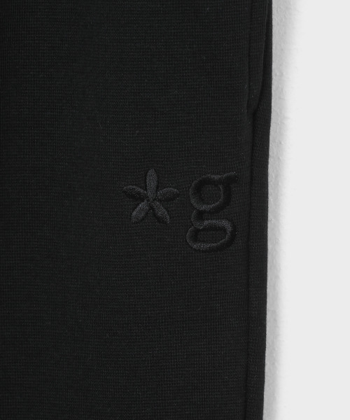 GRUNDEN（グルンデン）の「MILD BOOTCUT PANTS (BLACK)（スウェットパンツ・レディース・その他・OS）」の2枚目の写真