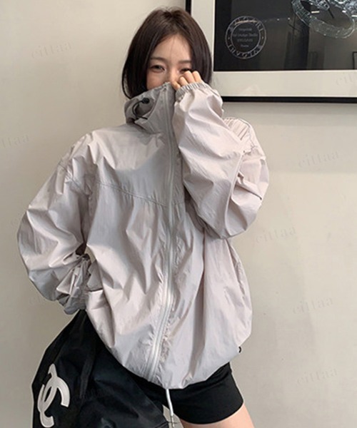Dalfwin(ダールフィン)の「韓国ファッション 薄手ドローストリングウインドブレーカー(マウンテンパーカー・レディース・ホワイト/グレー・FREE)」の4枚目の写真