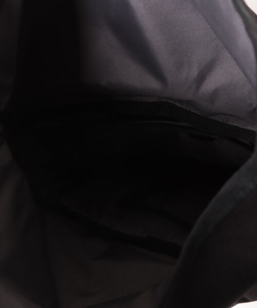 VIBGYOR（ヴィブジョー）の「【CHROME/クローム】YALTA 4.0 BACKPACK ヤルタ 4.0 バックパック 30-35L (JP212)(4580637800106)メンズ バックパック リュックサック（バックパック/リュック・メンズ・ブラック・FREE）」の4枚目の写真