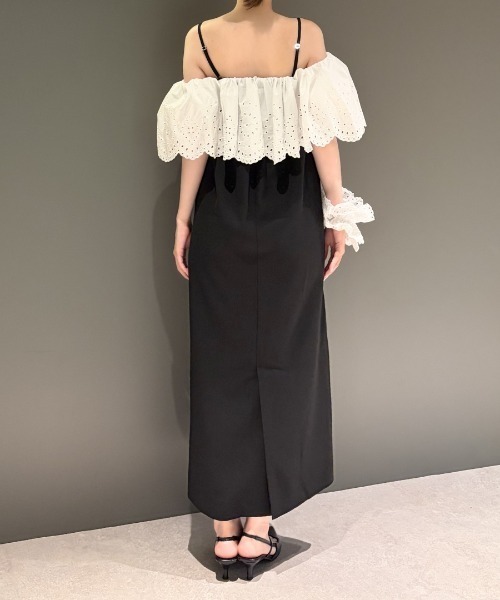 ANDRESD（アンドレスド）の「カットワークフリルドレス / cutwork frill dress（ドレス・レディース・ブラック×ホワイト/ブラック×グレー・S/L/M）」の14枚目の写真
