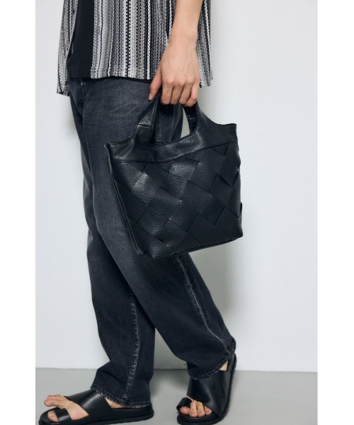AZUL by moussy（アズールバイマウジー）の「イントレチャート2WAYトートバッグ（トートバッグ・メンズ・グレー/ブラック・FREE）」の3枚目の写真