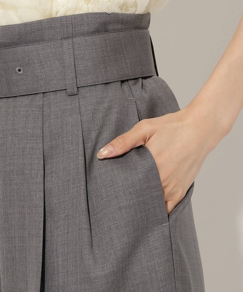 AND COUTURE(アンドクチュール)の「ベルト付きハイウエストワイドパンツ(その他パンツ・レディース・ベージュ/イエロー/ライトグレー・MEDIUM/SMALL)」の8枚目の写真
