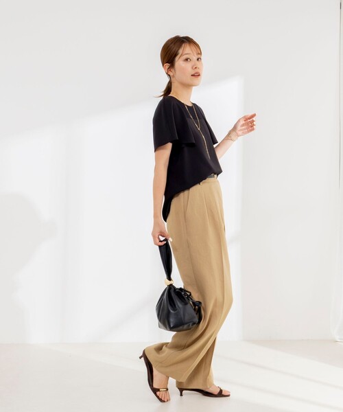 NOLLEY’S(ノーリーズ)の「《接触冷感》ウォッシャブルシアー切替ツイルブラウス(シャツ/ブラウス・レディース・オフホワイト/ライトグレー/ブラック・36/38)」の9枚目の写真