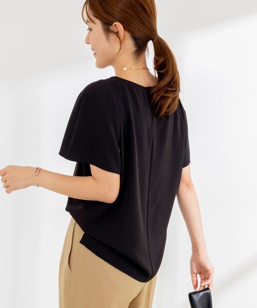 NOLLEY’S(ノーリーズ)の「《接触冷感》ウォッシャブルシアー切替ツイルブラウス(シャツ/ブラウス・レディース・オフホワイト/ライトグレー/ブラック・36/38)」の13枚目の写真