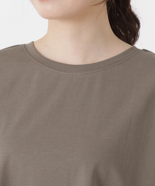 one'sterrace(ワンズテラス)の「【ひんやり】接触冷感 半袖プルオーバー(Tシャツ/カットソー・レディース・ブラウン系8/アイボリー系8/サックスブルー系8/ブラック系8/ブルー系その他7/グリーン系その他6・02)」の10枚目の写真