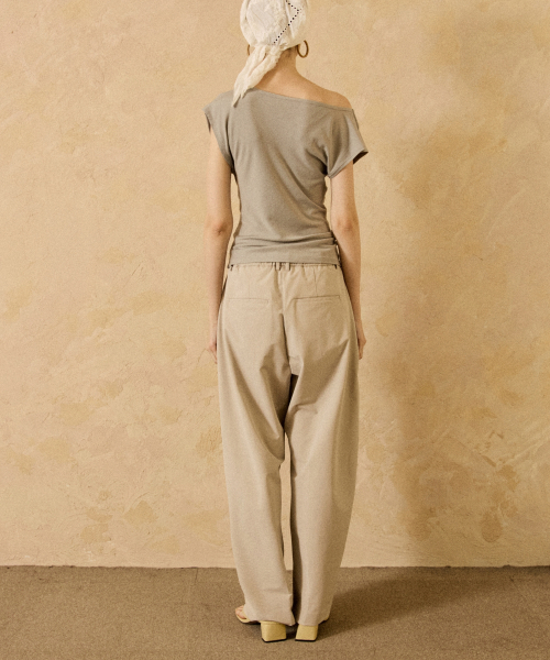 PADO SEOUL(パドソウル)の「テンセルバイアスシャーリングトップ グレー(Tシャツ/カットソー・レディース・グレー・SMALL/MEDIUM)」の4枚目の写真