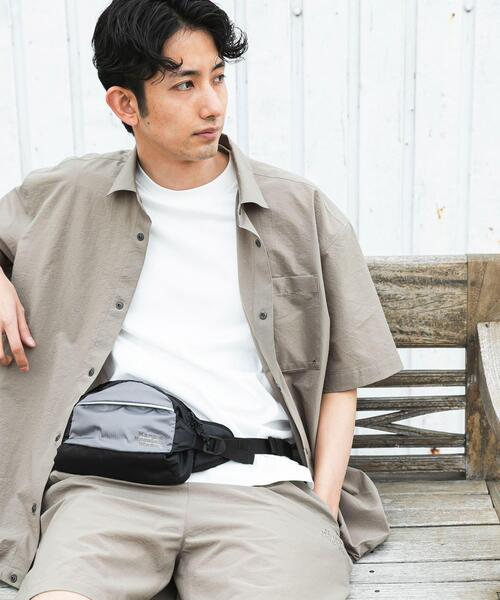 MARMOT(マーモット)の「『別注』Marmot×DOORS BODY BAG(ボディバッグ/ウエストポーチ・メンズ・ブラック/ネイビー・ONE)」の13枚目の写真