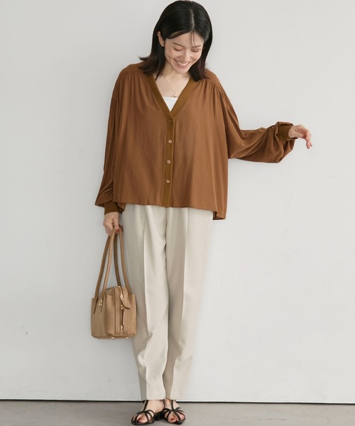 Doux archives（ドゥアルシーヴ）の「【26AW EC先行予約】Ｒｅｆｌａｘリノンウエストギャザーテーパードパンツ（その他パンツ・レディース・ブラック/グレイッシュベージュ/ワインレッド・S/M）」の14枚目の写真