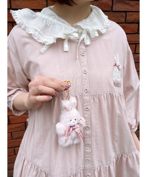 PINK HOUSE(ピンクハウス)の「レースうさぎアップリケ付きダンガリーワンピース(ワンピース・レディース・ブラック/ライトベージュ/ピンク/インディゴブルー・フリー)」の18枚目の写真