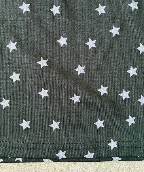 SHEPP（シープ）の「星柄 リンガー風 ビッグロゴタイト半袖Tシャツ フレンチスリーブ（Tシャツ/カットソー・レディース・ブラック・L/M）」の3枚目の写真