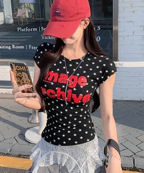SHEPP（シープ）の「星柄 リンガー風 ビッグロゴタイト半袖Tシャツ フレンチスリーブ（Tシャツ/カットソー・レディース・ブラック・L/M）」の11枚目の写真