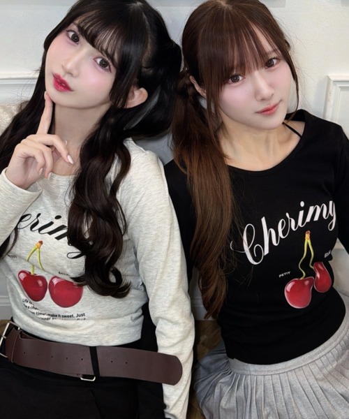 Mejoul(メジュール)の「【2026秋冬新作】チェリープリントサイドシャーリング長袖Tシャツ(Tシャツ/カットソー・レディース・ブラック/ホワイト/グレー系その他/ピンク・F)」の22枚目の写真