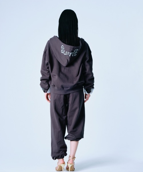 twins（nemne store）（ツインズ）の「Lace twins logo sweat pants（スウェットパンツ・レディース・チャコール/グレー系・SMALL/MEDIUM）」の6枚目の写真