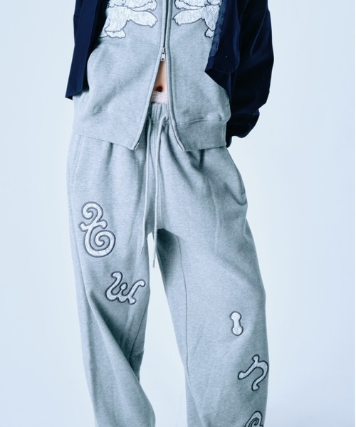 twins（nemne store）（ツインズ）の「Lace twins logo sweat pants（スウェットパンツ・レディース・チャコール/グレー系・SMALL/MEDIUM）」の11枚目の写真