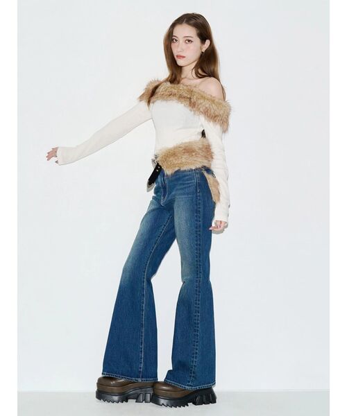 EVRIS(エヴリス)の「フェイクファードッキングオフショルトップス 秋服(Tシャツ/カットソー・レディース・ベージュ/ホワイト/ブラック・FREE)」の7枚目の写真