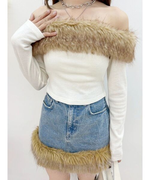 EVRIS(エヴリス)の「フェイクファードッキングオフショルトップス 秋服(Tシャツ/カットソー・レディース・ベージュ/ホワイト/ブラック・FREE)」の22枚目の写真
