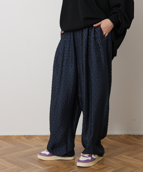 JOURNAL STANDARD LUXE(ジャーナルスタンダード ラックス)の「ドットJQ カームパンツ(その他パンツ・レディース・ネイビー/ブラック・FREE)」の4枚目の写真